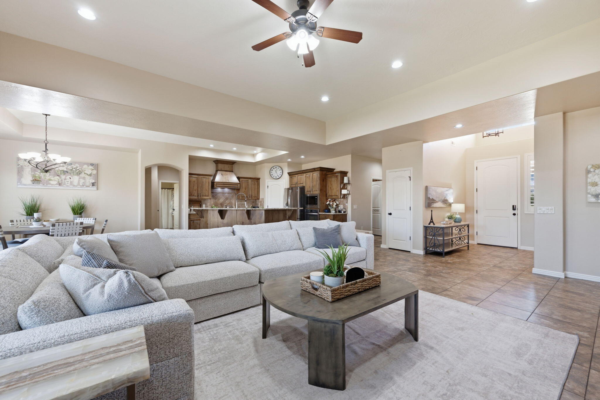 2893 E CARMINE DR, St George, UT 84790 — photo 1