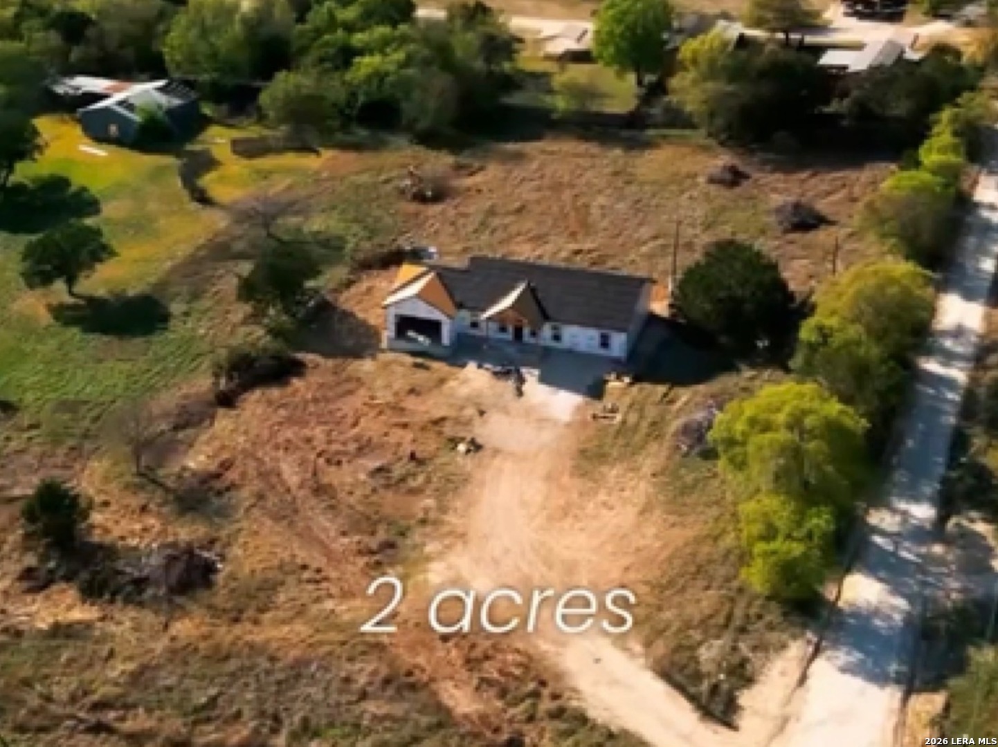 106 VALLEY OAKS LN, Kerrville, TX 78028 — photo 1