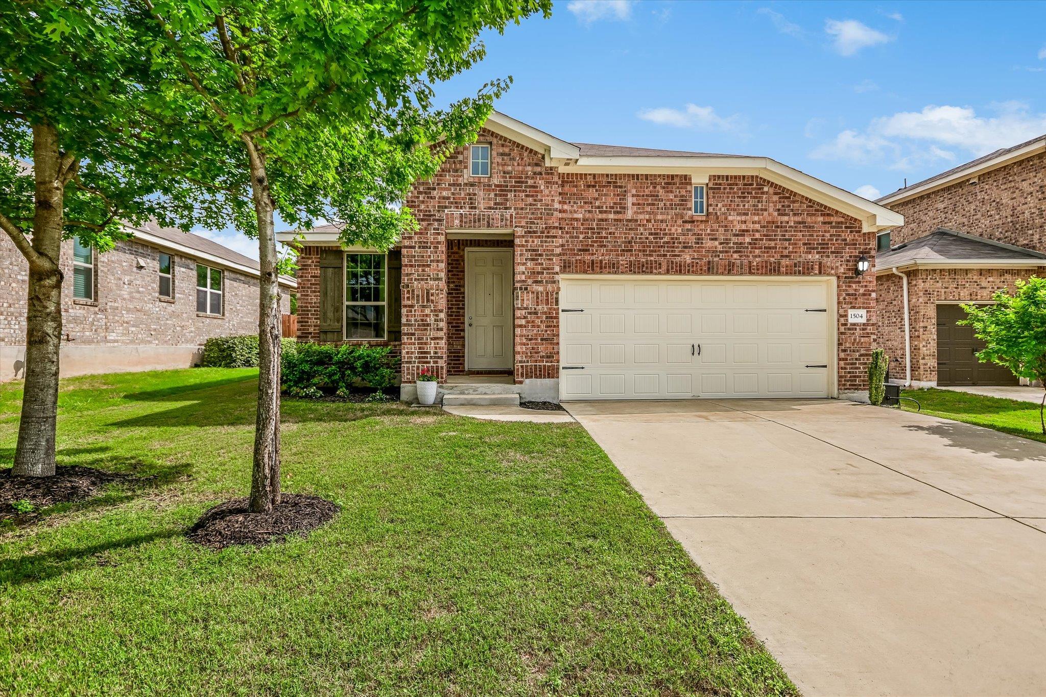 1504  William Bee Dr