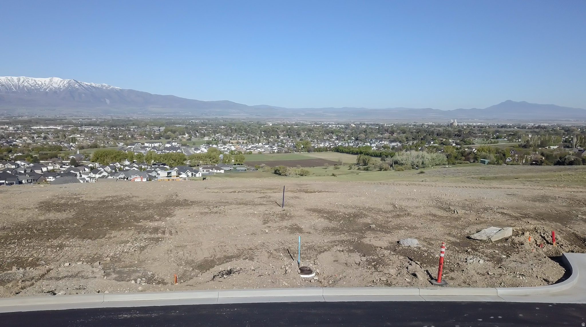 559 N SHORELINE DR, Providence, UT 84332 — photo 1