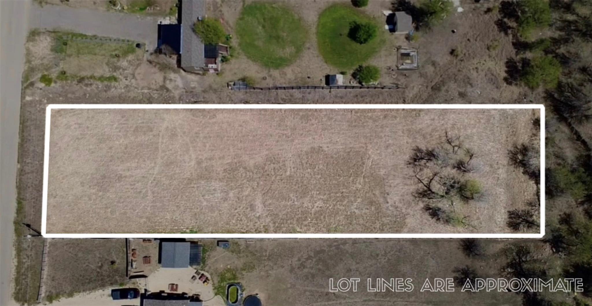 310  Rancho Linda Dr, Lockhart, TX 78644 — photo 1