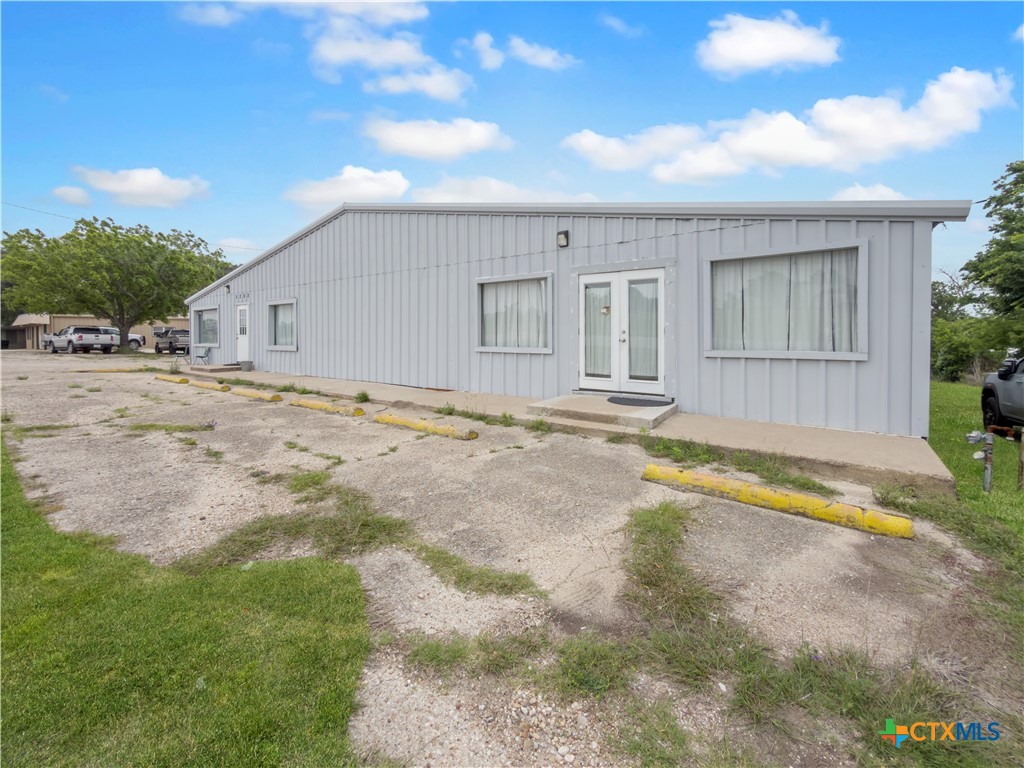 2302 E Adams Avenue, Temple, TX 76501 — photo 1