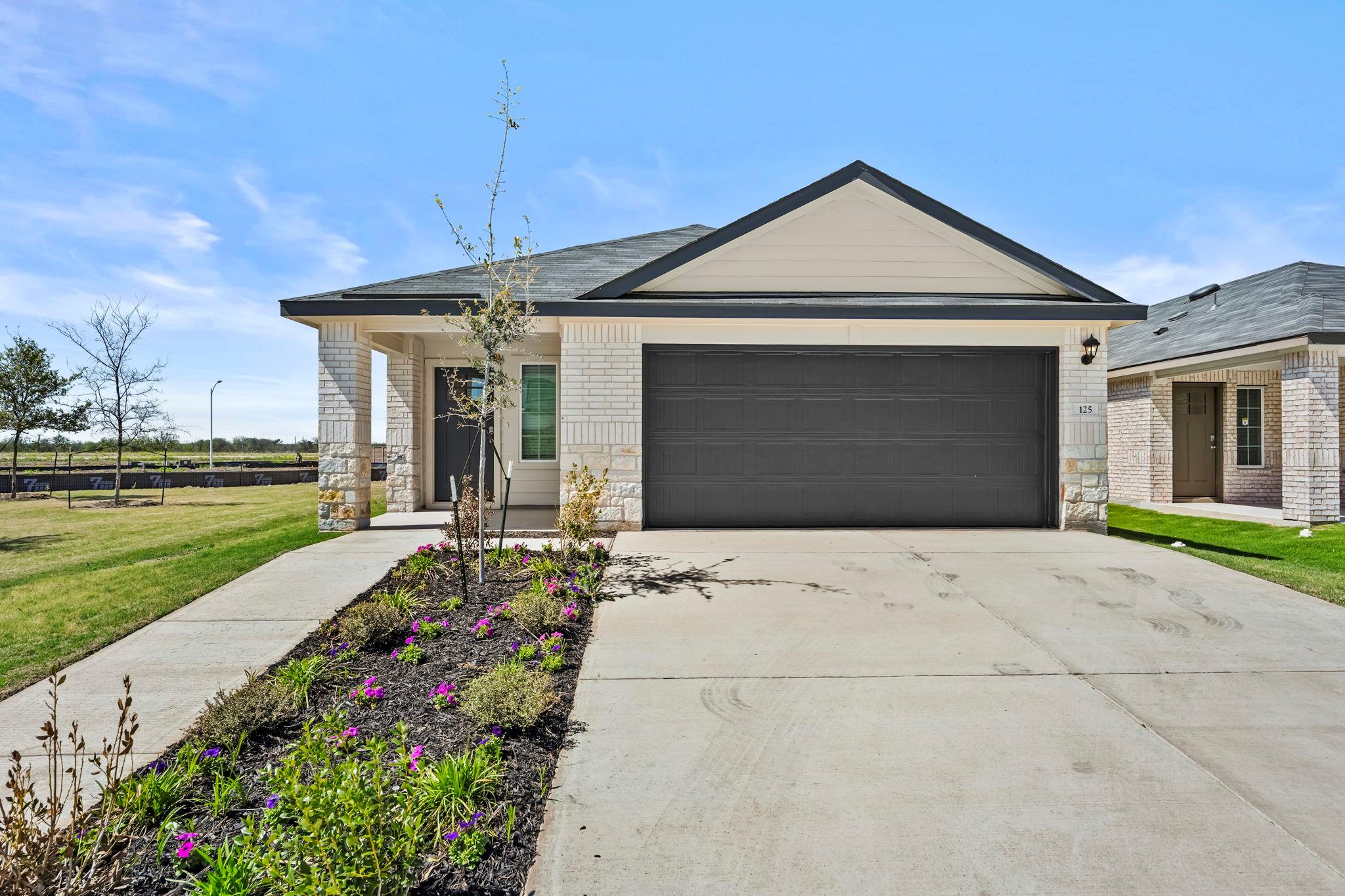 125  Raymondville Path, San Marcos, TX 78666 — photo 1