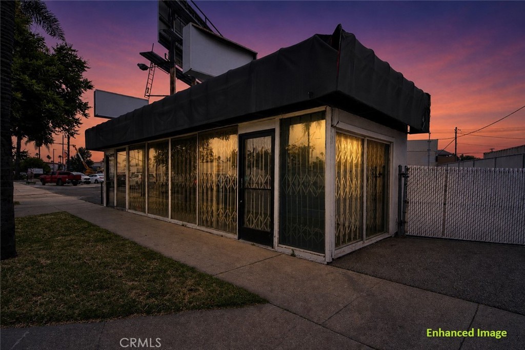 6682 Magnolia Avenue, Riverside, CA 92506 — photo 1