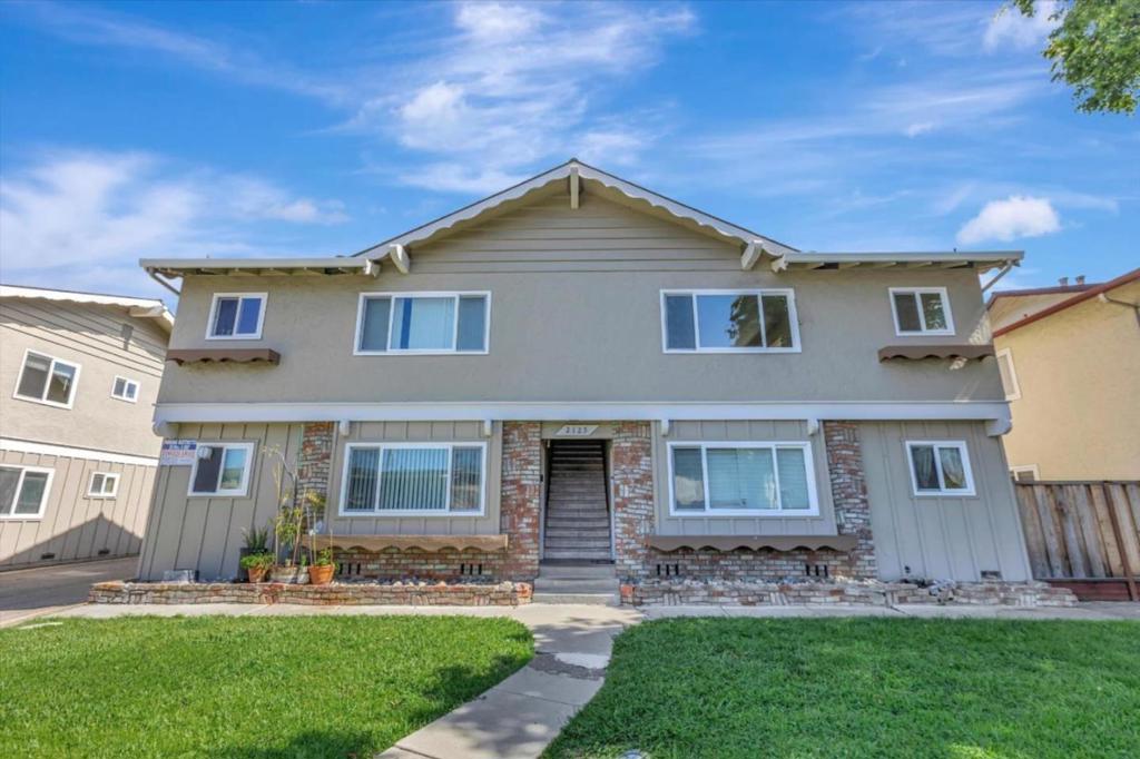 2125 Monroe Street, Santa Clara, CA 95050 — photo 1