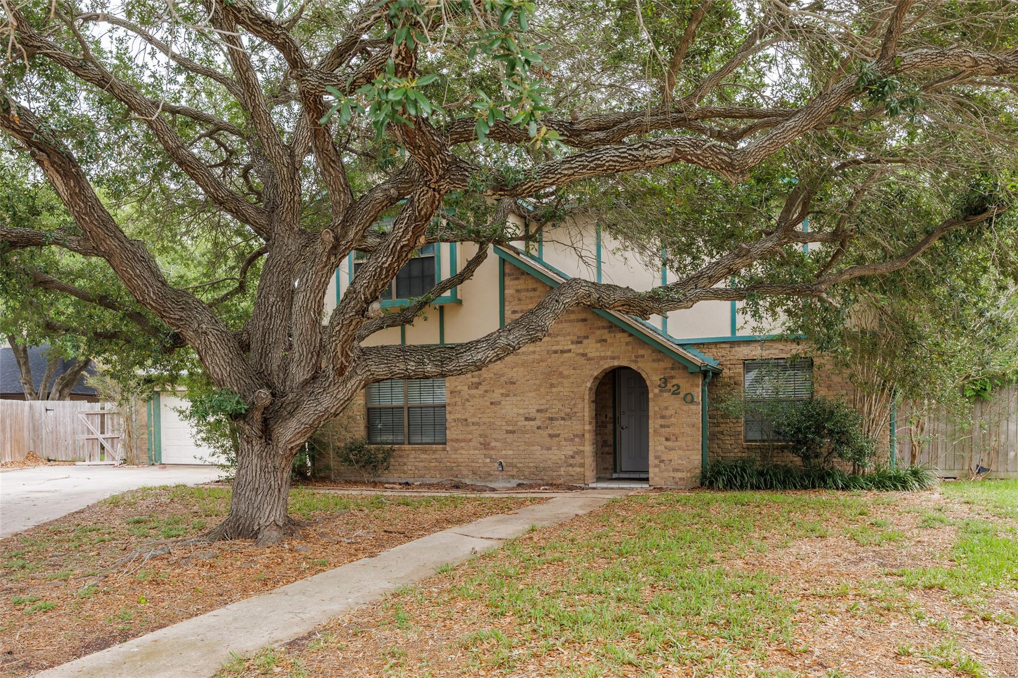 320 Long Pointe, Portland, TX 78374 — photo 1
