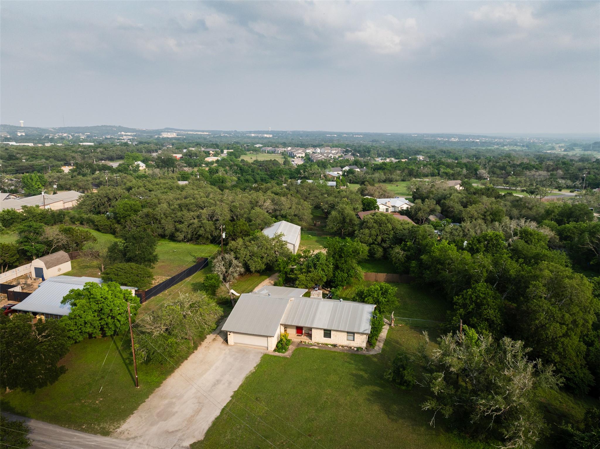 191 Bonnie, Dripping Springs, TX 78620 — photo 1