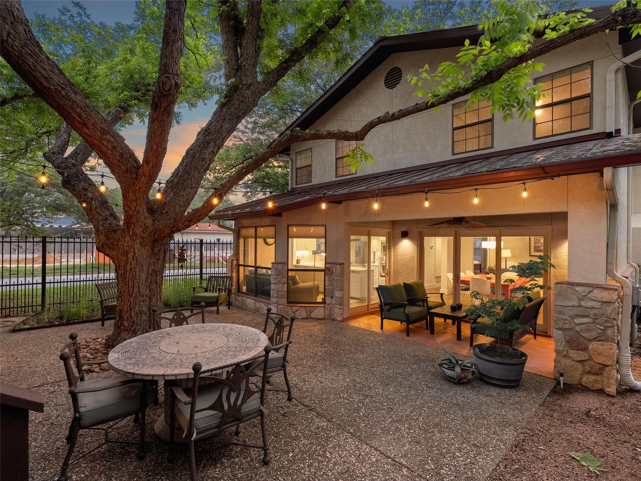 299 Edgewater, New Braunfels, TX 78130 — photo 1