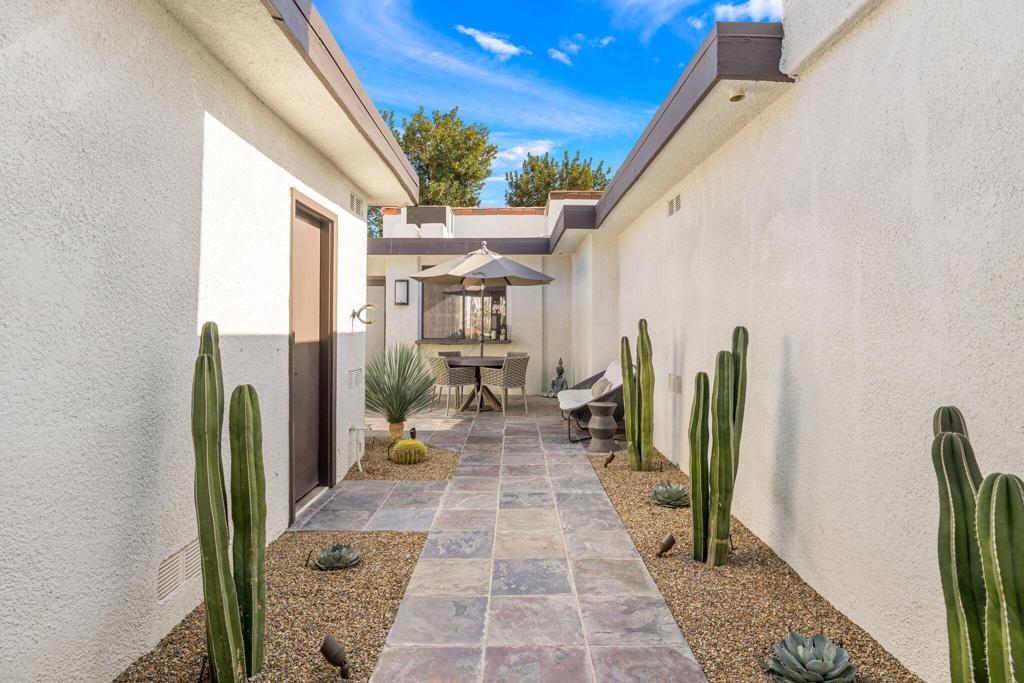 89 Calle Encinitas, Rancho Mirage, CA 92270 — photo 1