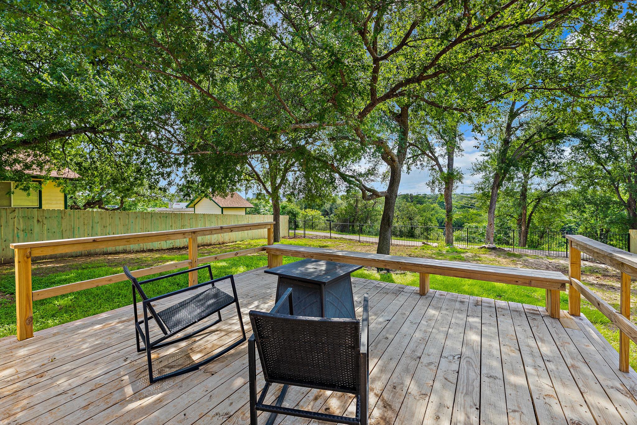 1004 Scenic, Georgetown, TX 78626 — photo 1