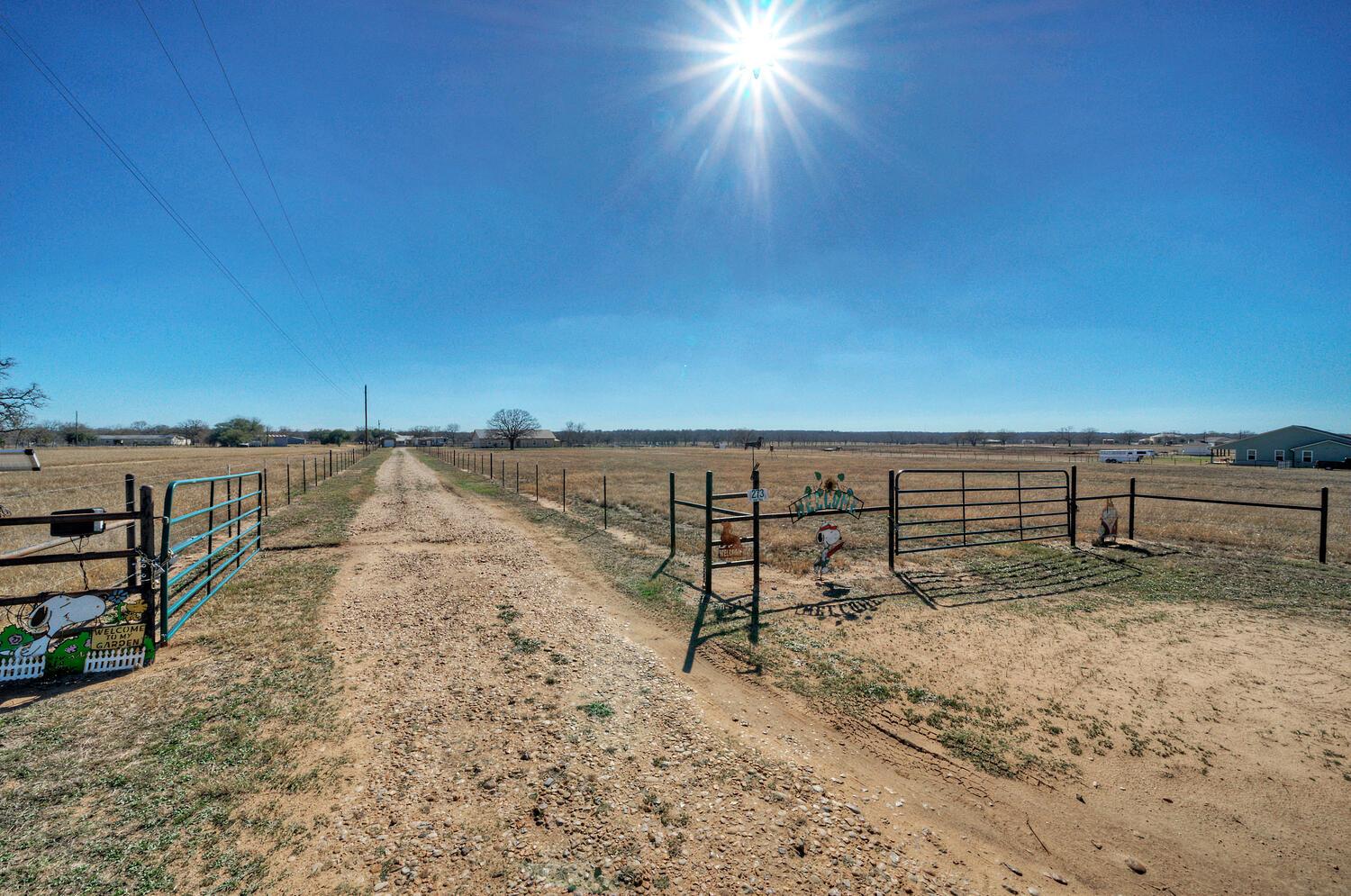 273 Bobs, Bastrop, TX 78602 — photo 1