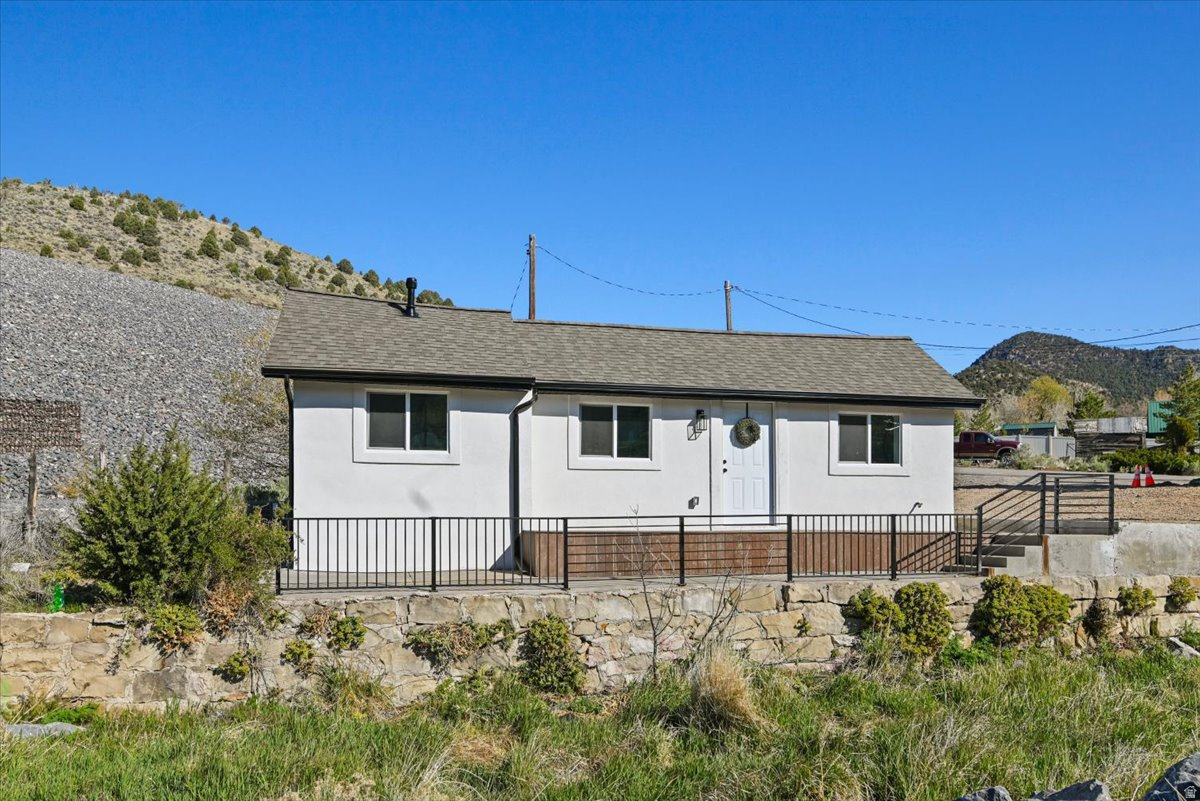 371 W EVANS ST, Eureka, UT 84628 — photo 1