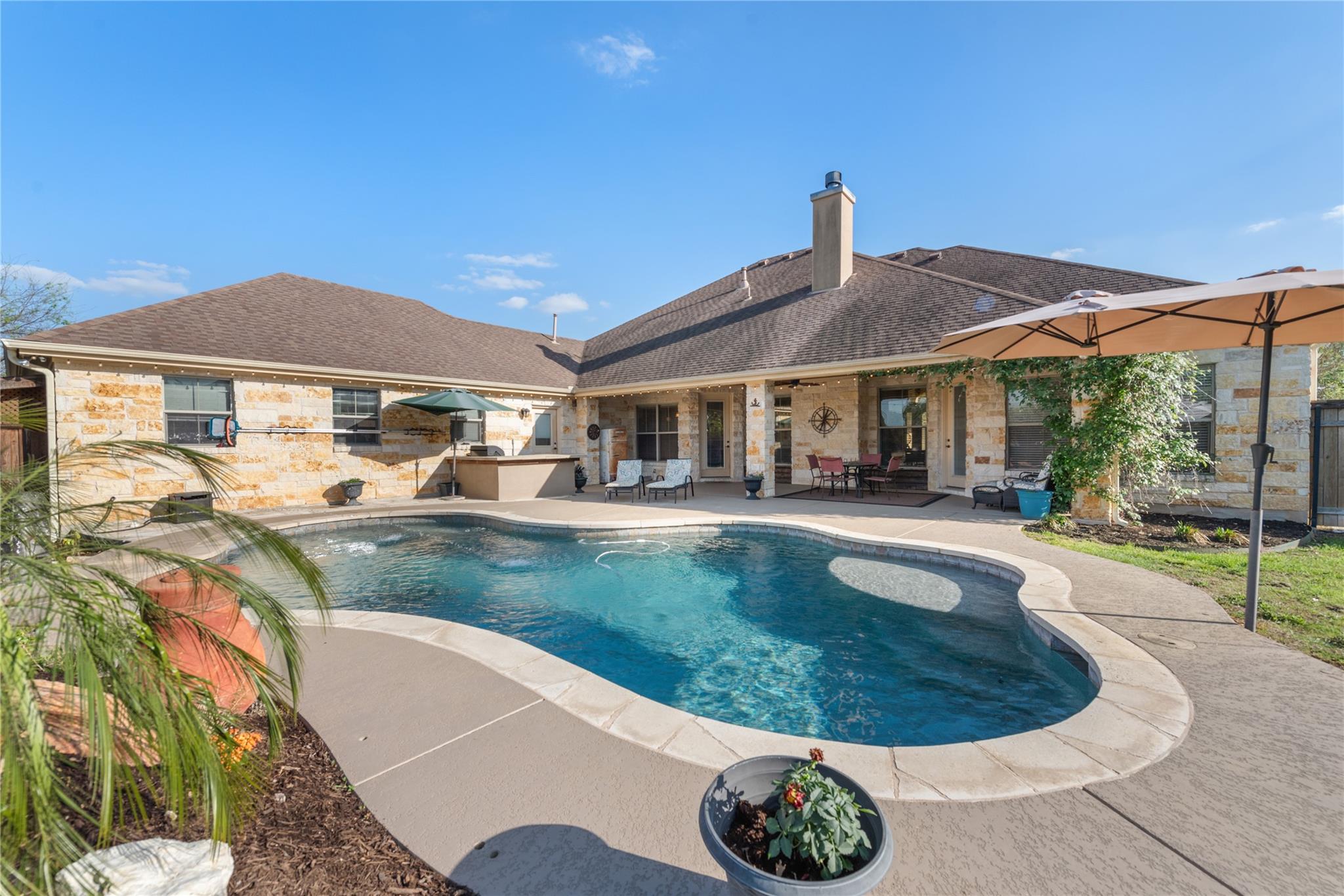 120 Layton, Georgetown, TX 78633 — photo 1