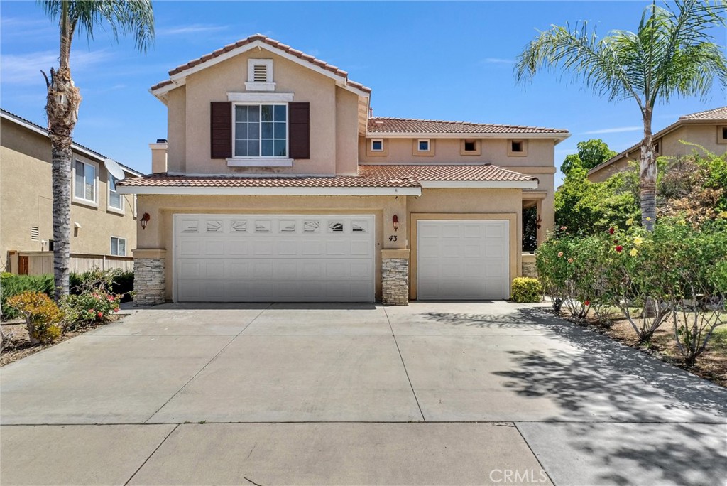 43 Villa Valtelena, Lake Elsinore, CA 92532 — photo 1