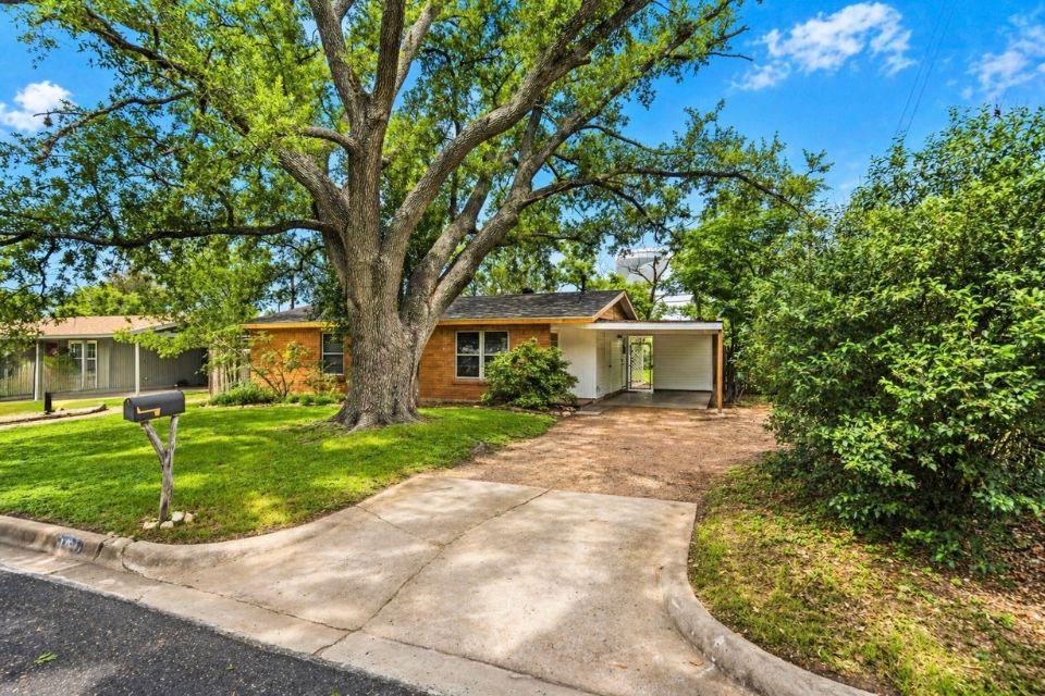 5104 Waterbrook, Austin, TX 78723 — photo 1