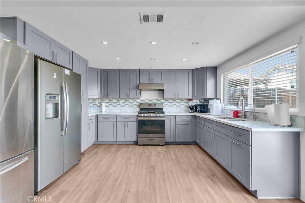 2111 Whitestone Drive, Riverside, CA 92506 — photo 1