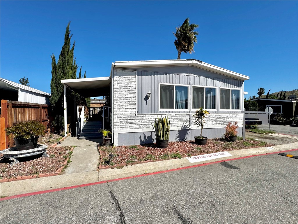 3883 Buchanan Street 133, Riverside, CA 92503 — photo 1