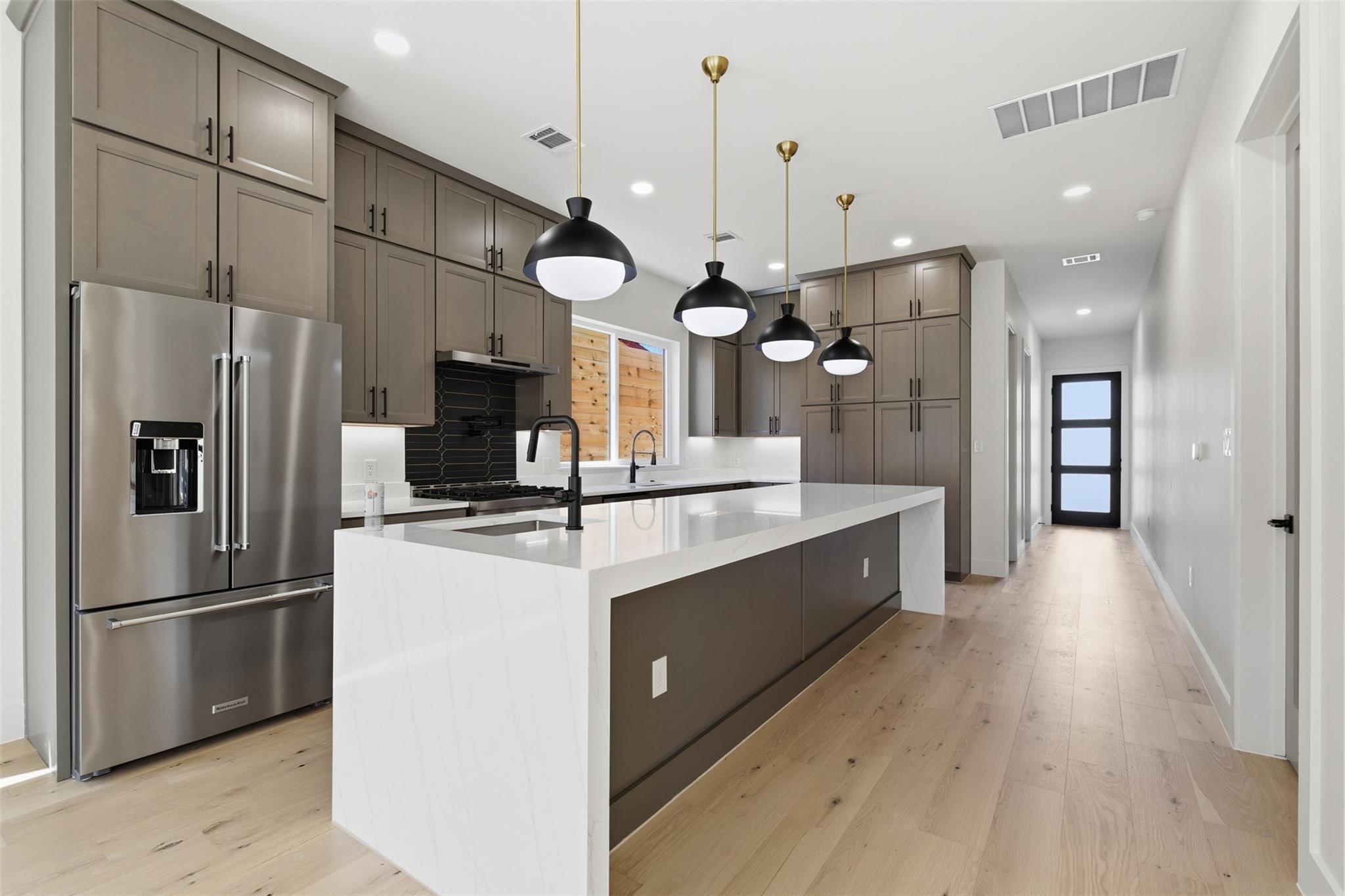8115 Rockwood, Austin, TX 78757 — photo 1