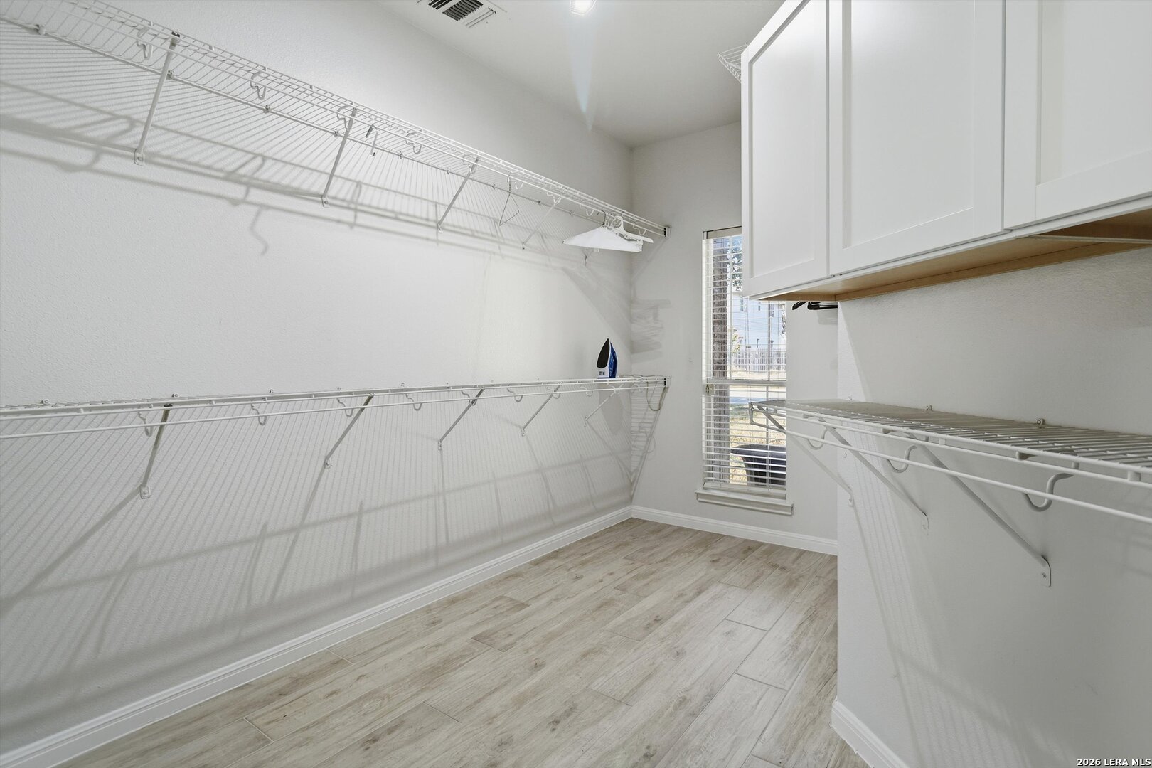 9218 Tay Dr, ,  78023 — photo 1