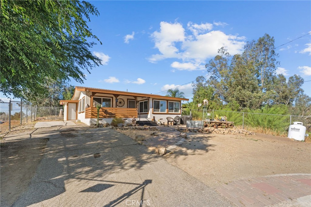 23508 Mount Vernon, Menifee, CA 92587 — photo 1