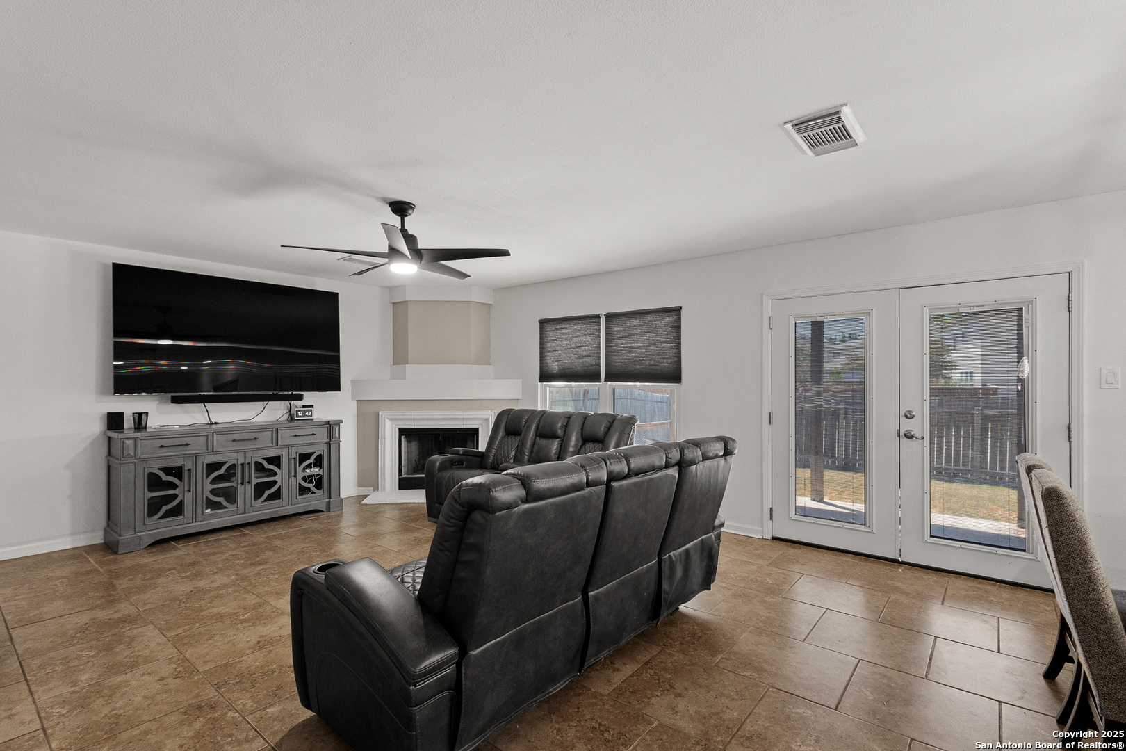 9703 Autumn Hollow, ,  78109 — photo 1