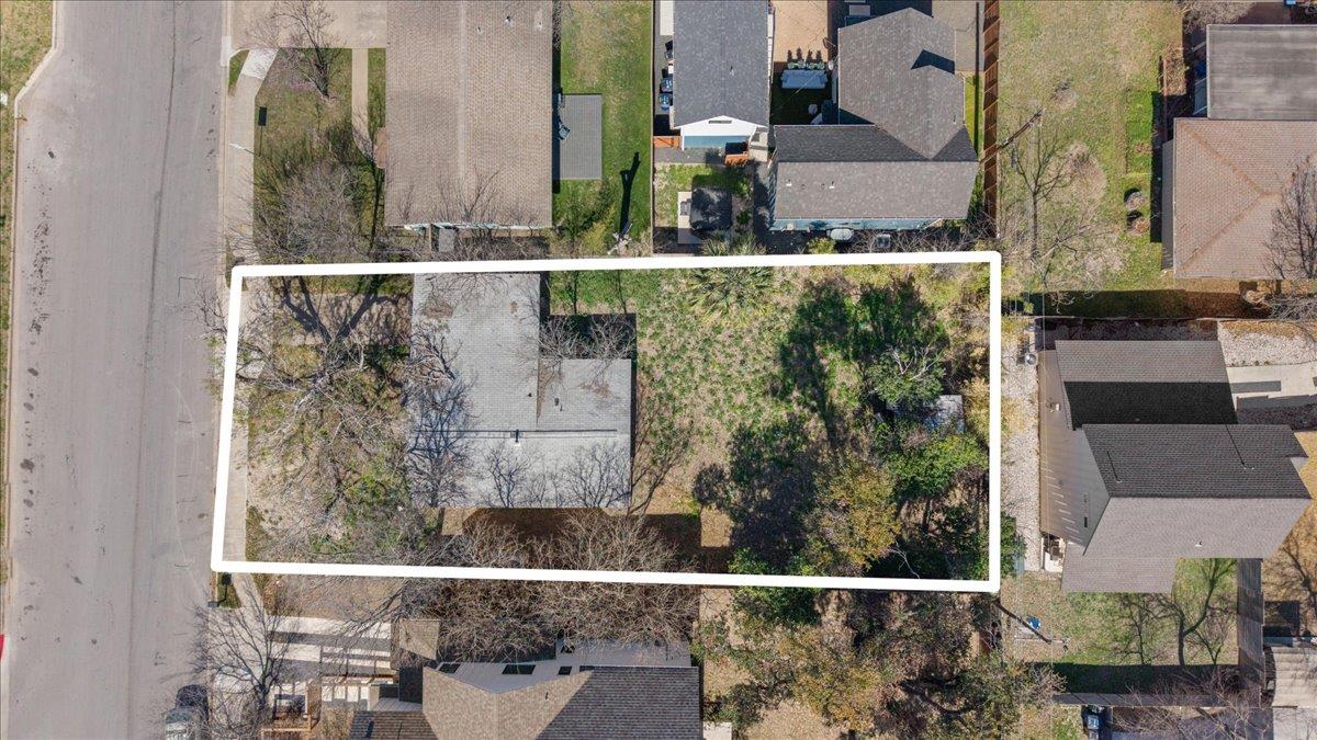 8017 Lazy, Austin, TX 78757 — photo 1