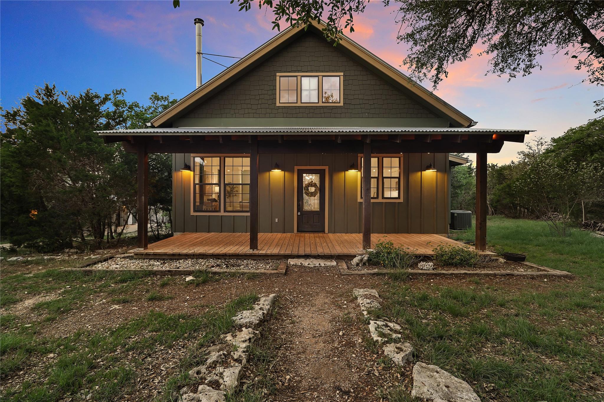 786 Beauchamp, Dripping Springs, TX 78620 — photo 1