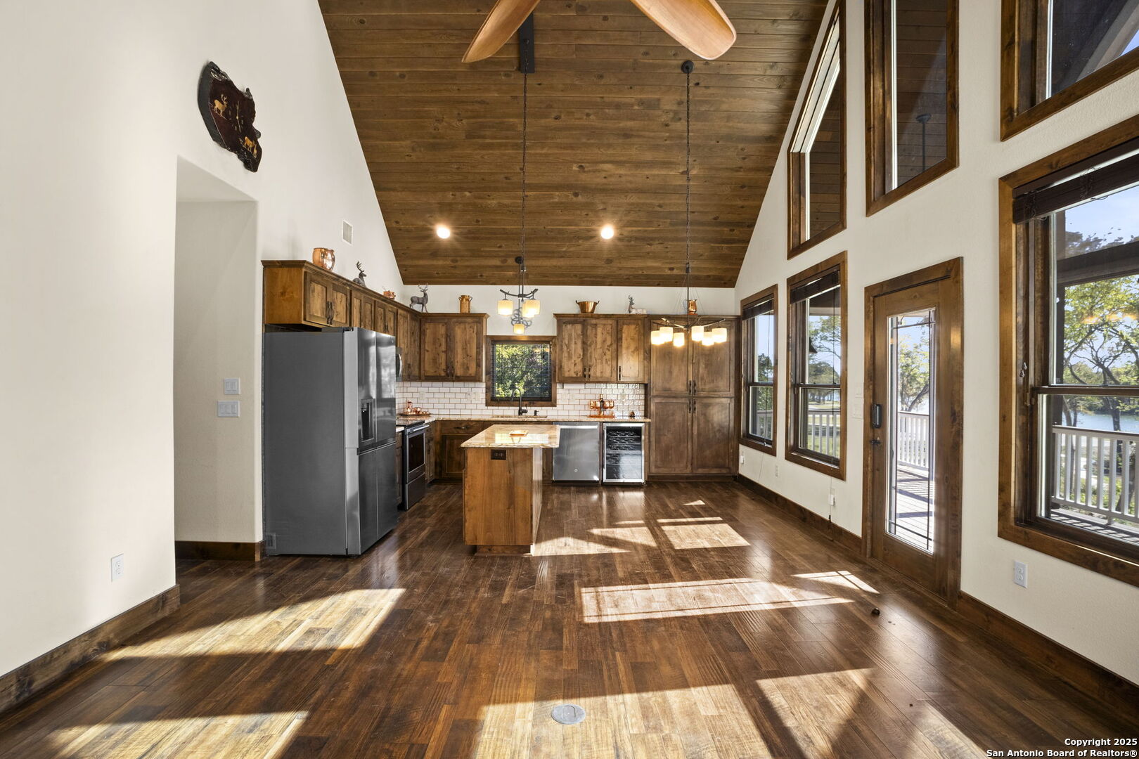 3615 Riverside Dr., , 78028 — photo 1