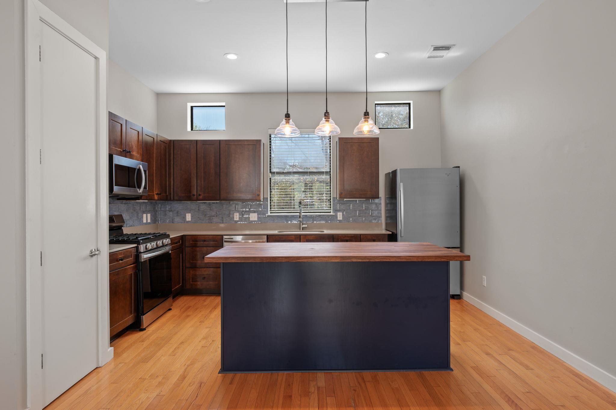 6000 S Congress, Austin, TX 78745 — photo 1