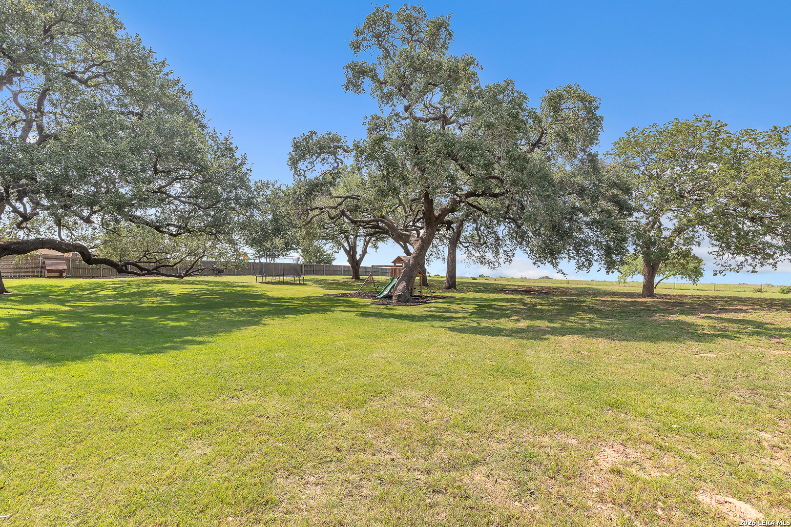 1026 timbercrest, , 78064 — photo 1