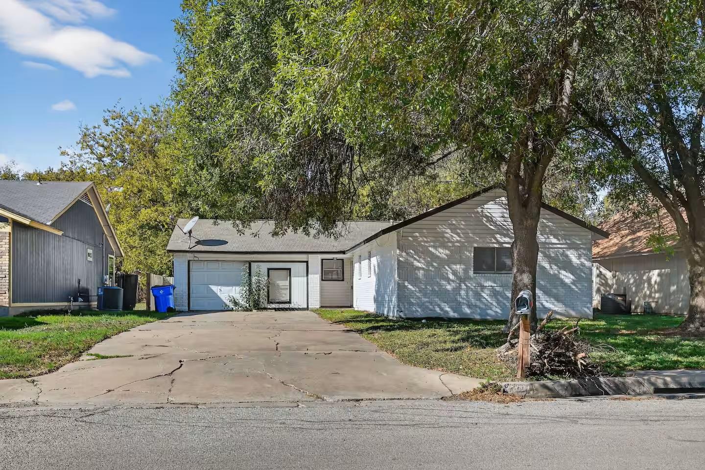 16402 Parkway, Pflugerville, TX 78660 — photo 1
