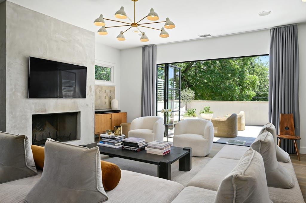 3712 Meredith, Austin, TX 78703 — photo 1
