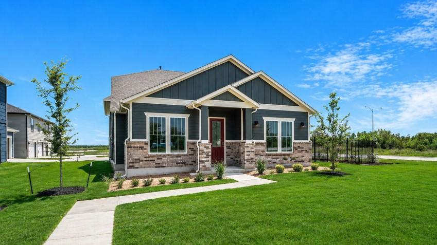 8616  Dongan Dr, Austin, TX 78744 — photo 1