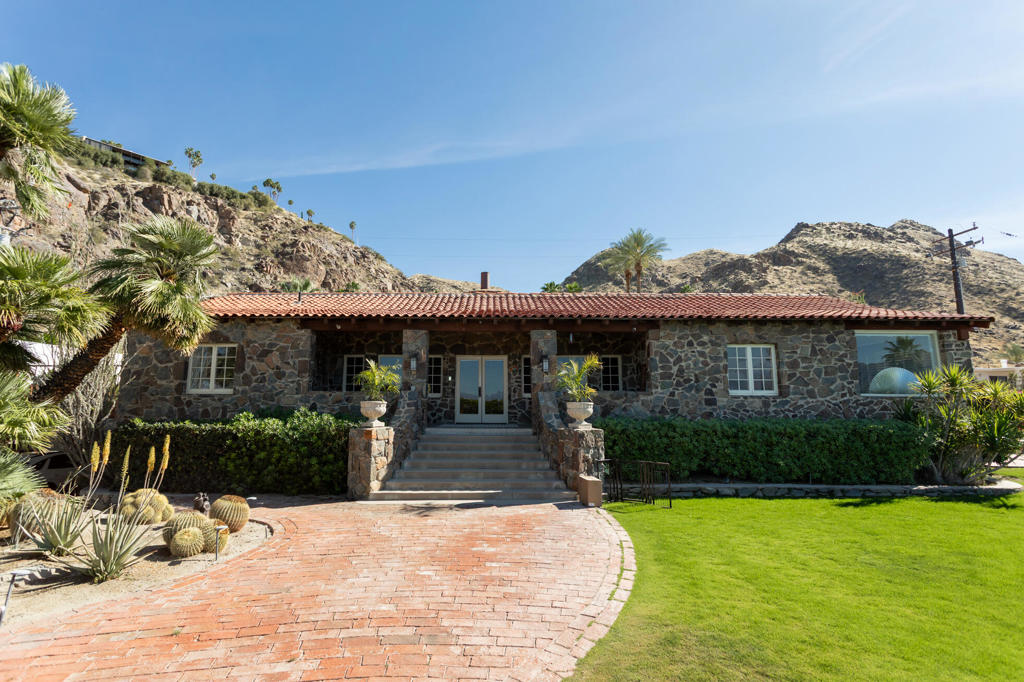 2350 S Araby Drive, Palm Springs, CA 92264 — photo 1