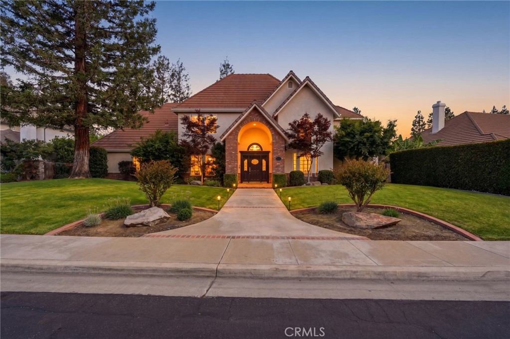 5036 Lakewood, Visalia, CA 93291 — photo 1
