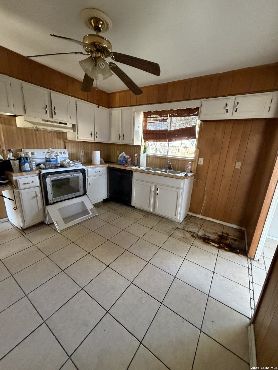 4435 Hall Park, ,  78218 — photo 1