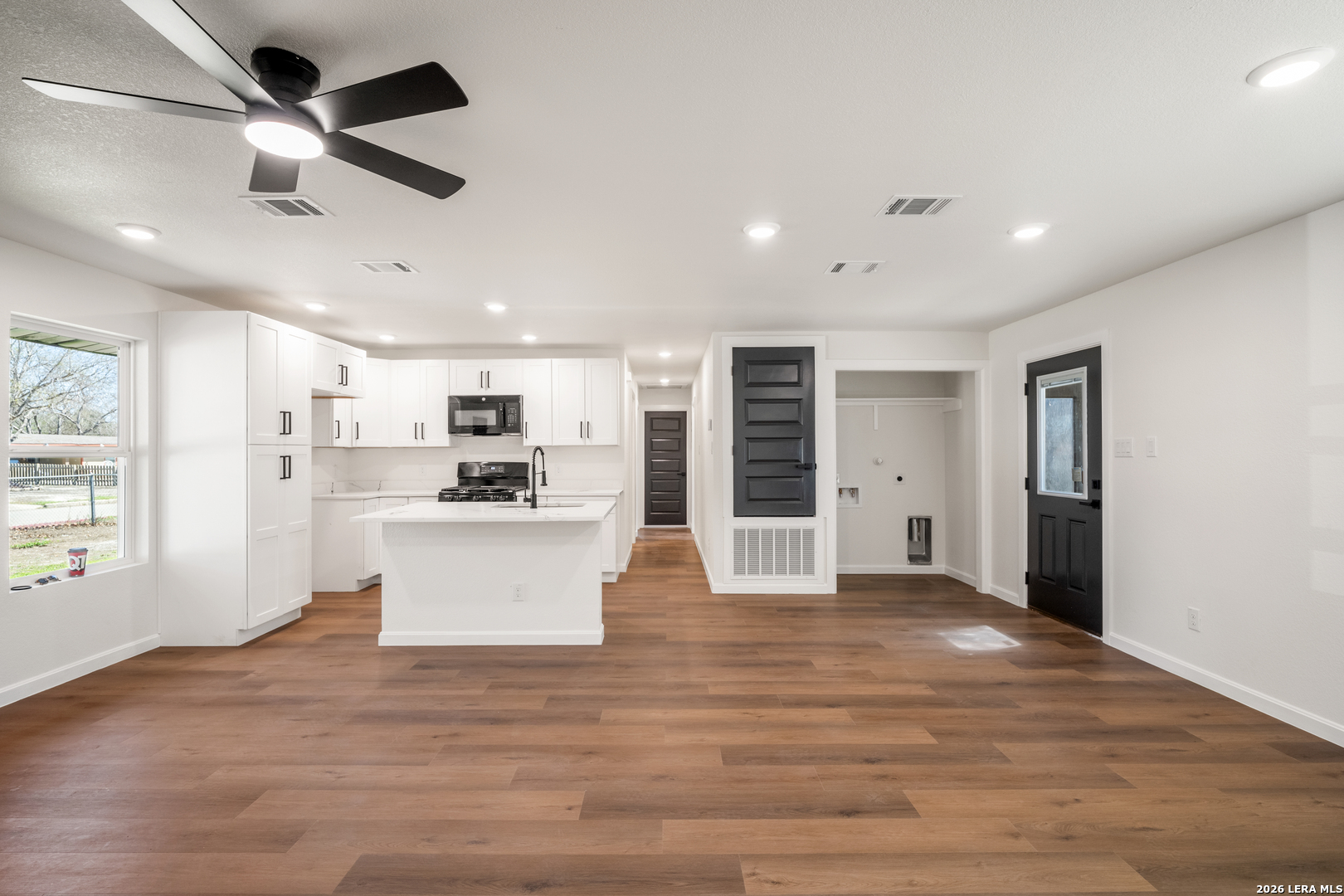 130 Kontiki Pl, , 78242 — photo 1