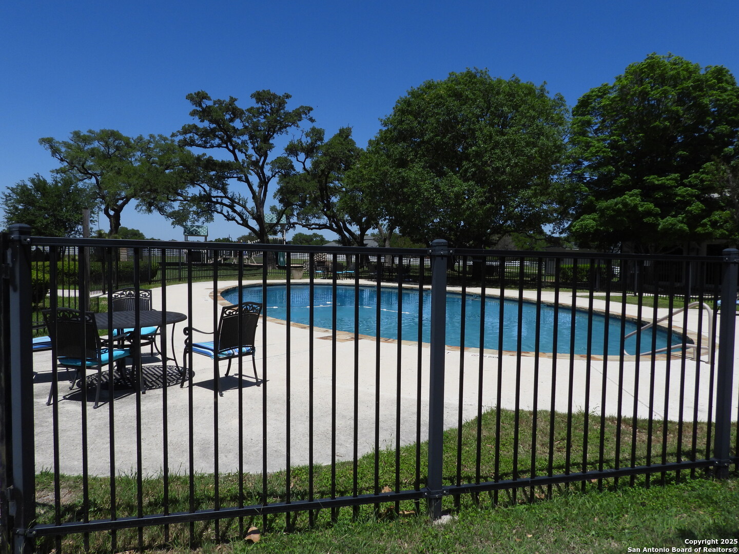 772 HAGER RDG, , 78003 — photo 1