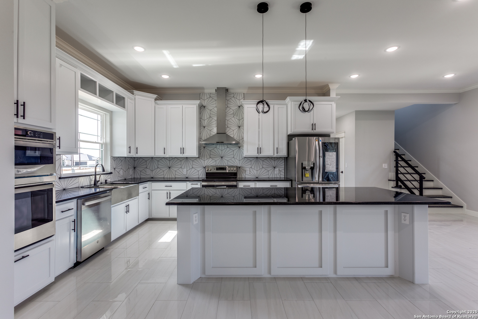 485 Post Oak, ,  78629 — photo 1