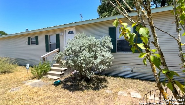 568 ORBIT DR, ,  78133 — photo 1