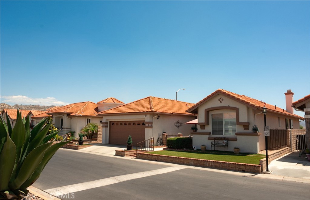 841 Bermuda Drive, Hemet, CA 92543 — photo 1