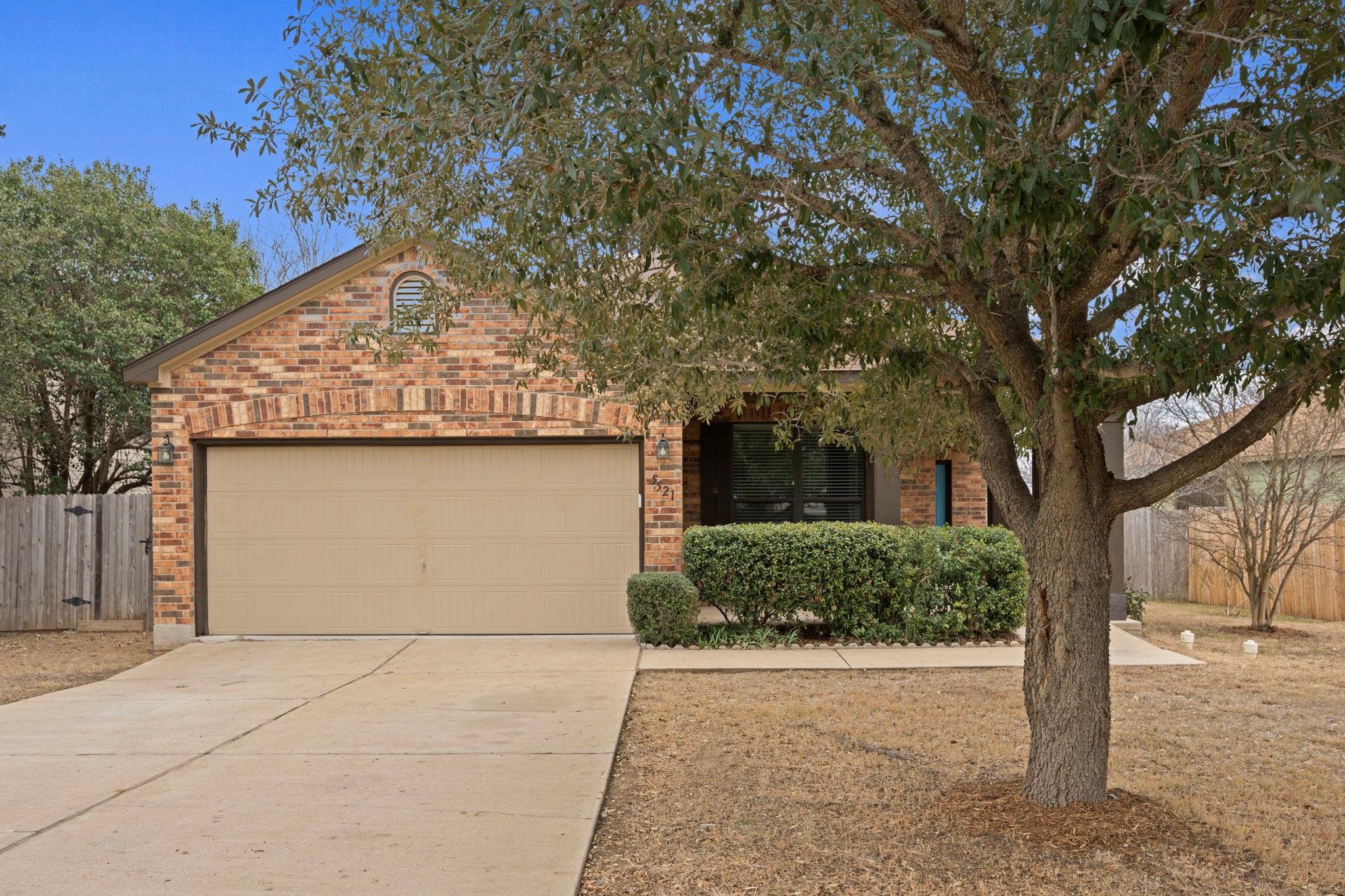 5521 Alomar, Del Valle, TX 78617 — photo 1