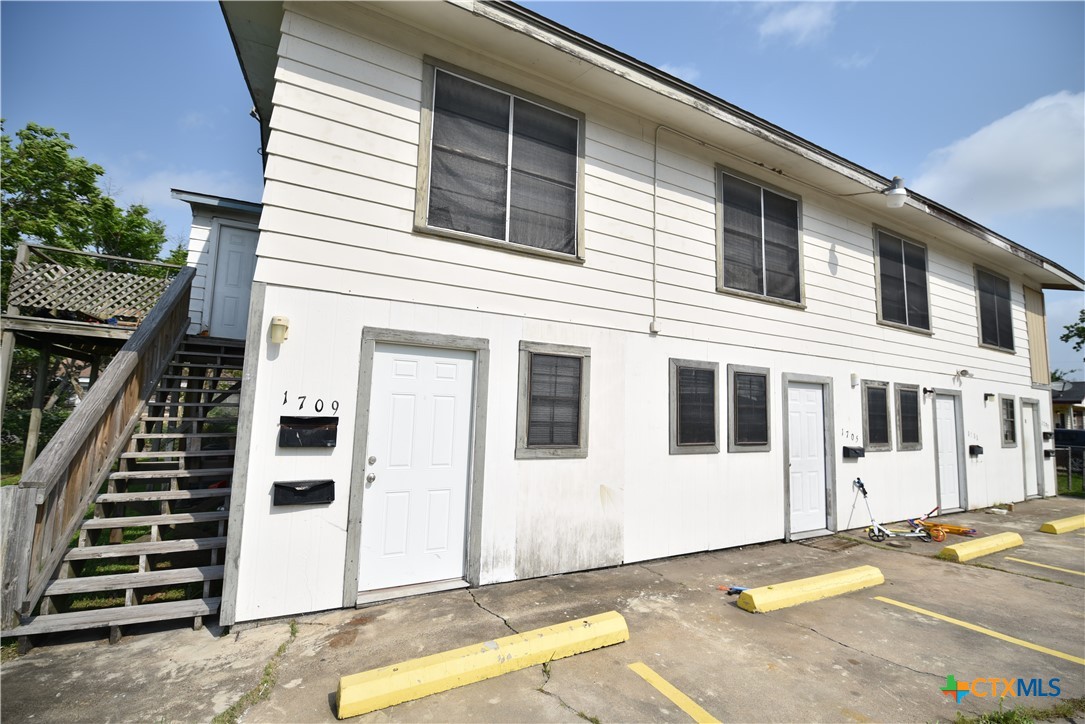 1705 Holloman Drive, Port Lavaca, TX 77979 — photo 1