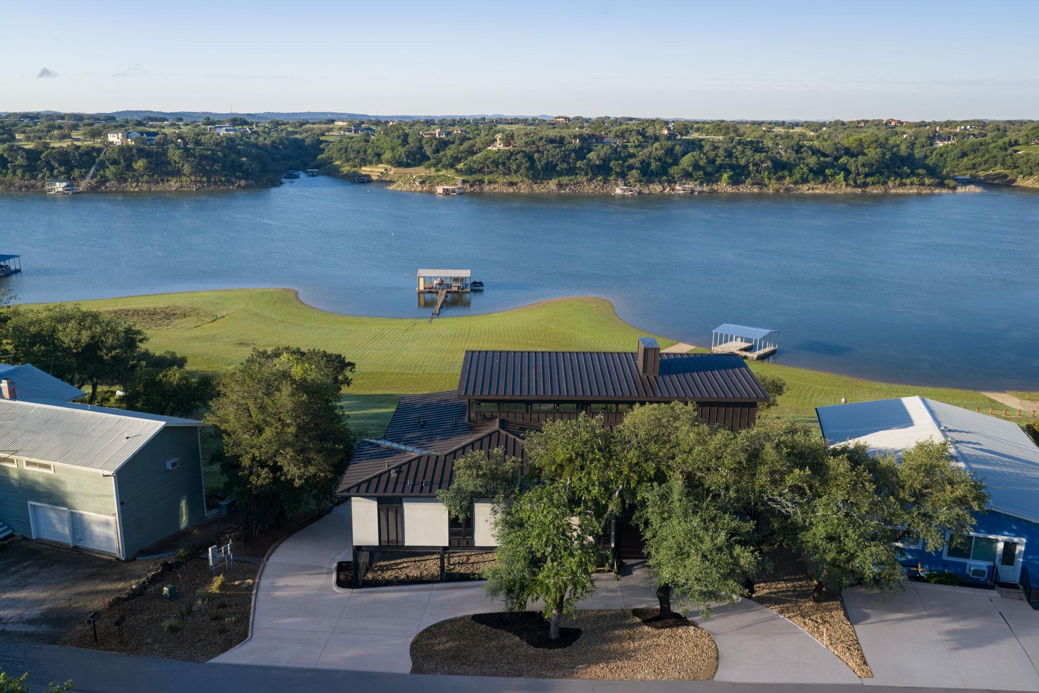 25623 Singleton Dr, Marble Falls, TX 78654 — photo 1