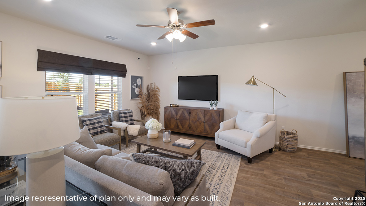 124 Western Gull Drive, ,  78253 — photo 1