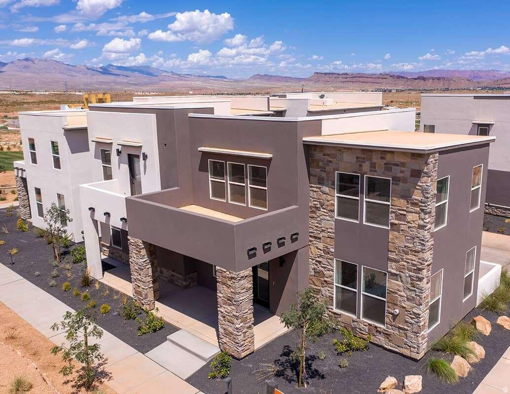 519 W OLIVE LN