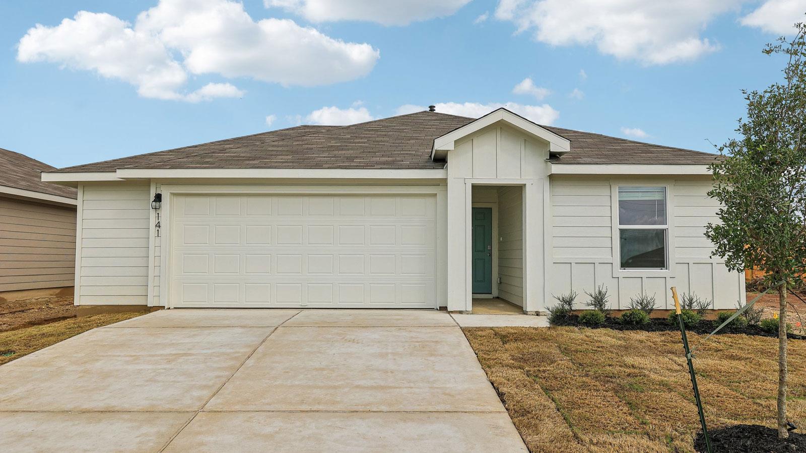 141 Belton, Kyle, TX 78640 — photo 1