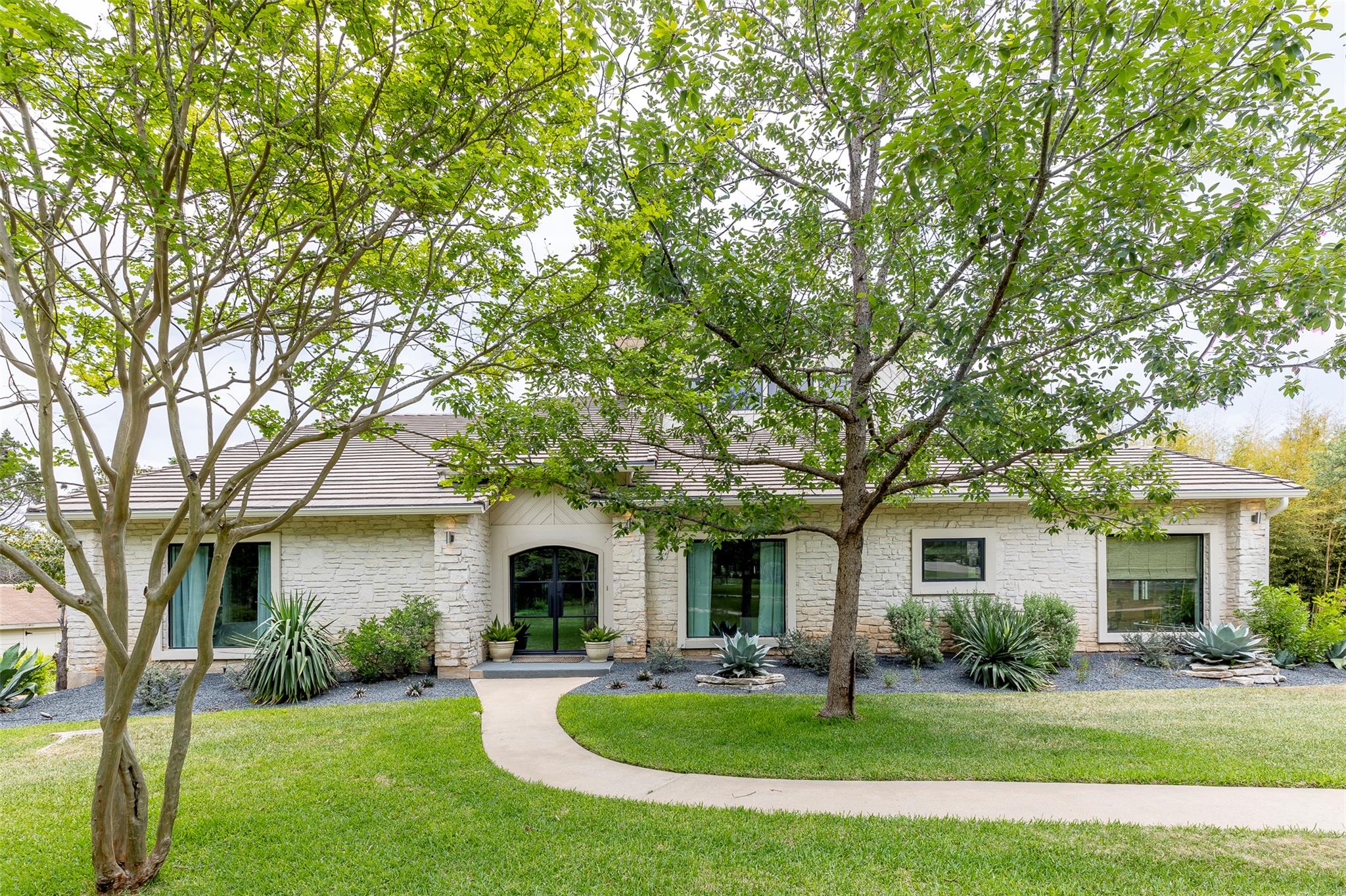 8800 Golden Rain, Austin, TX 78735 — photo 1
