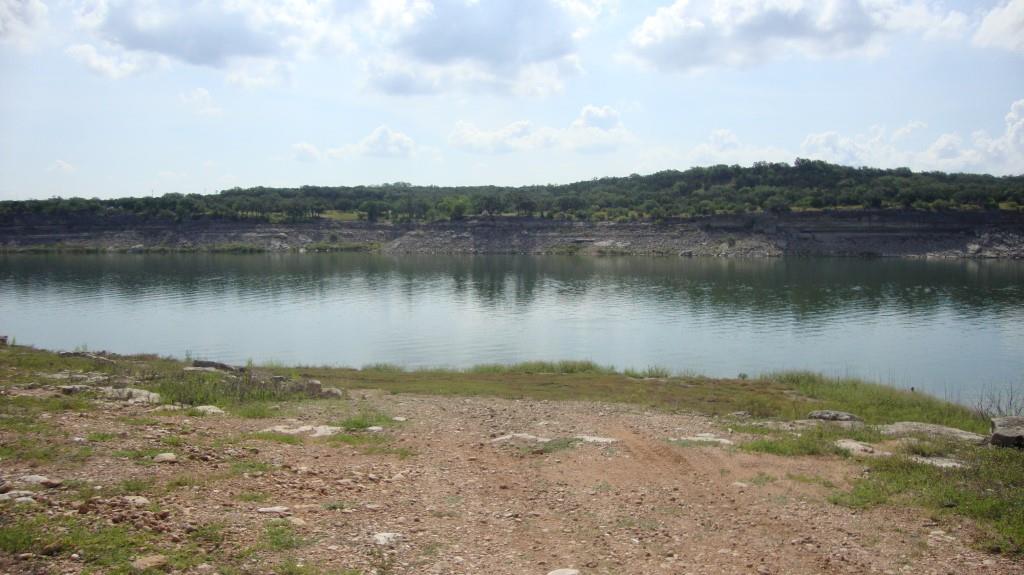 36 Travis Oaks, Marble Falls, TX 78654 — photo 1