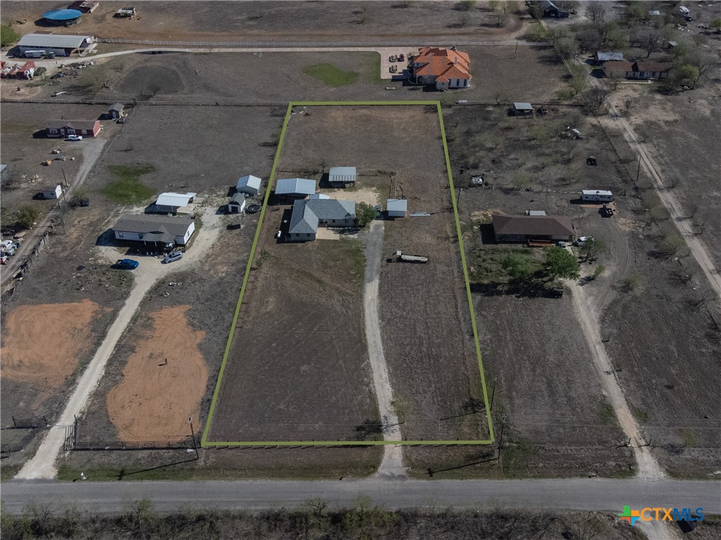 2412 Williamson Road, Lockhart, TX 78644 — photo 1
